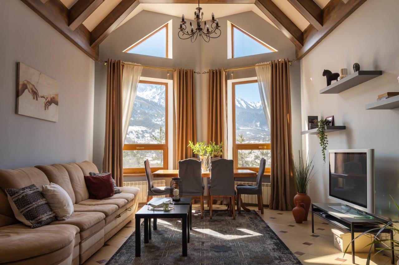 Mountain View Chalet